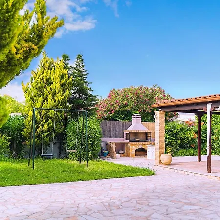 Sea Zoe, Summer House Лаганас