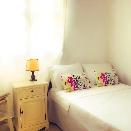 Sea Zoe, Summer House *